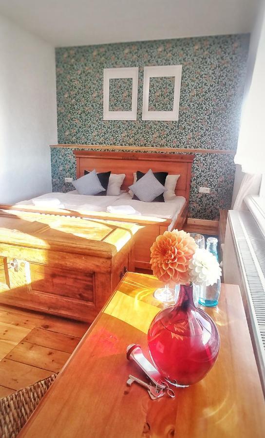 Privathotel Der Schwarze Herrgott No Tv Zellertal Luaran gambar